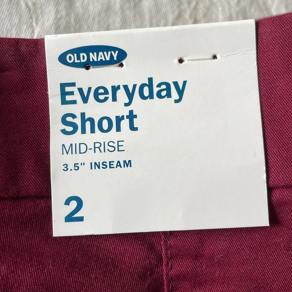 OLD NAVY Everyday Shorts Burgundy Cotton Classic Preppy Chino Style NWT 2
